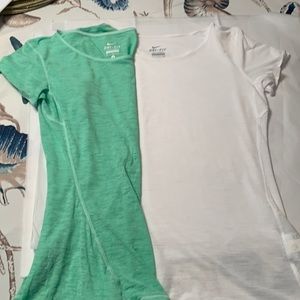 Nike Fit Size Small (2 pieces)
